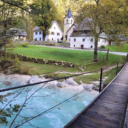 Pocitnisko Stanovanje Pri Cerkvi Trenta Exterior foto